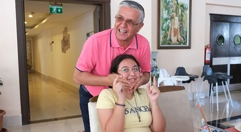 Başkan Topaloğlu'ndan geleceğin müzisyenlerine yemek
