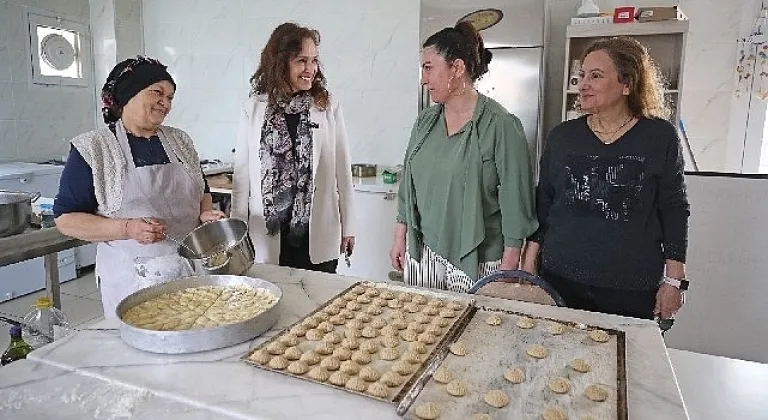 Başkan Ünsal'dan üreten kadınlara destek ziyareti