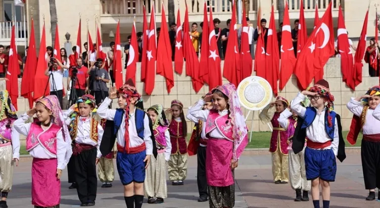 Başkan Yıldız, Çocukların Bayram Sevincini Paylaştı