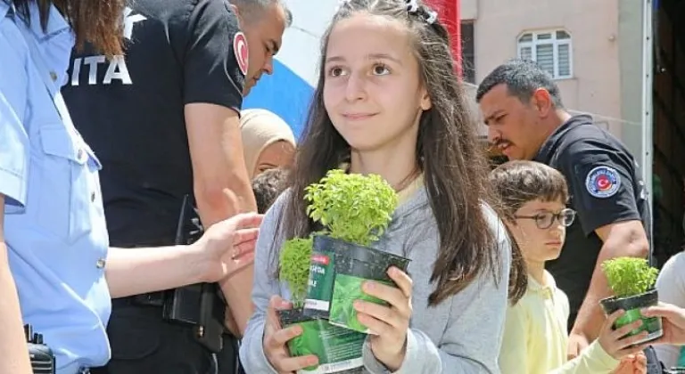 Bayrampaşa buram buram fesleğen kokuyor