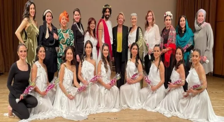 Berlin’de ayakta alkışlandılar