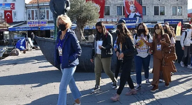 Beş Yabancı Ülkeden Öğrenciler Foça’yı Gezdiler