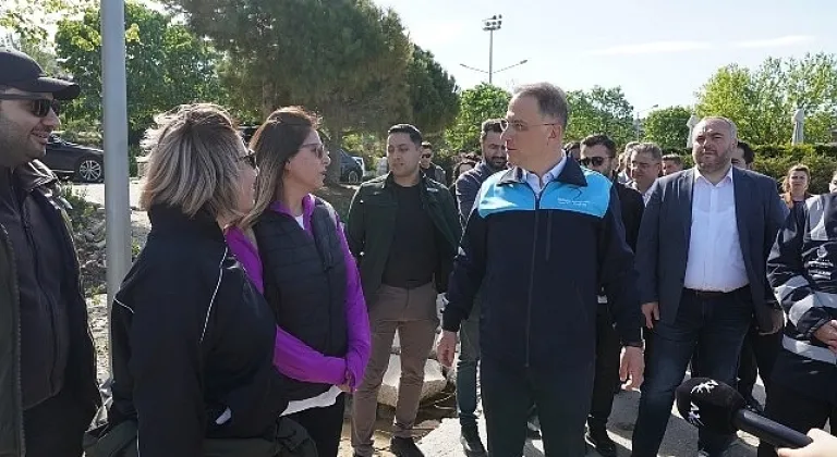 Beylikdüzü Belediye Başkanı Mehmet Murat Çalık, İBB Genel Sekreter Yardımcısı Arif Gürkan Alpay Gürpınar Sahili Düzenleniyor