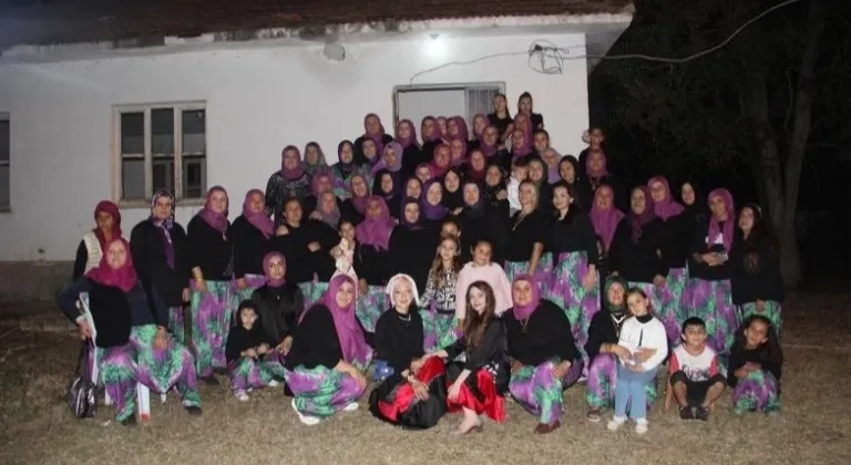 Bilecik'te Kadınlardan Sıradışı Eğlence: Şalvar Gecesi Düzenlendi