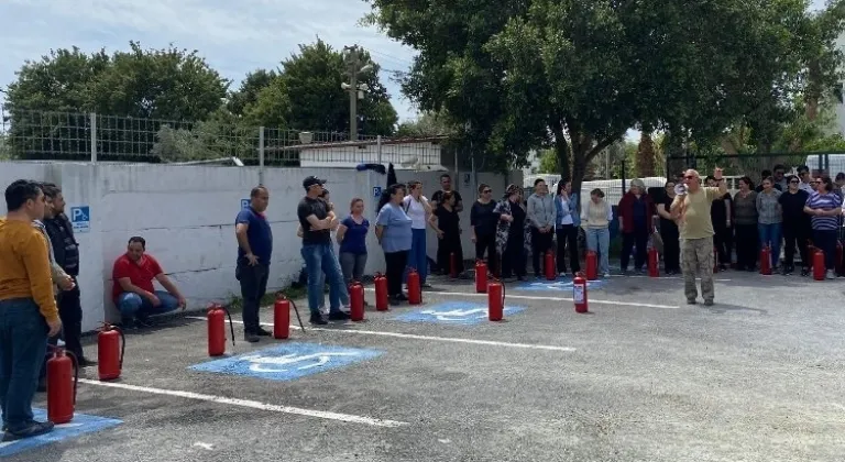 Bodrum'da belediye personeline temel yangın eğitimi
