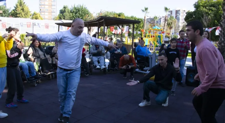 Bu Parkta Engel Değil Eğlence Var