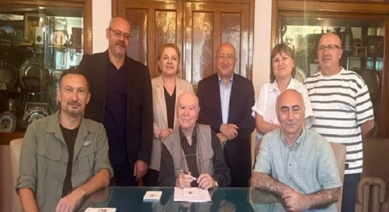 Burhan Felek 'Basın Hizmet Ödülleri' sahiplerini buldu