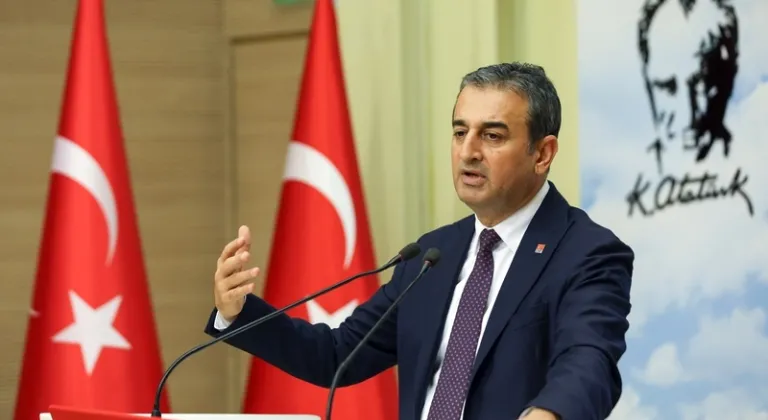 Burhanettin Bulut: 'Sansürün bahanesi: kişilik hakları'