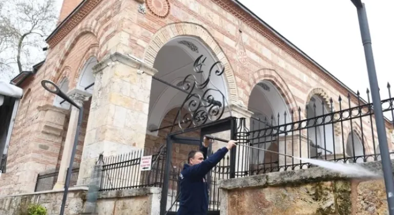 Bursa Osmangazi'deki Camiler Bayram İçin Hazır