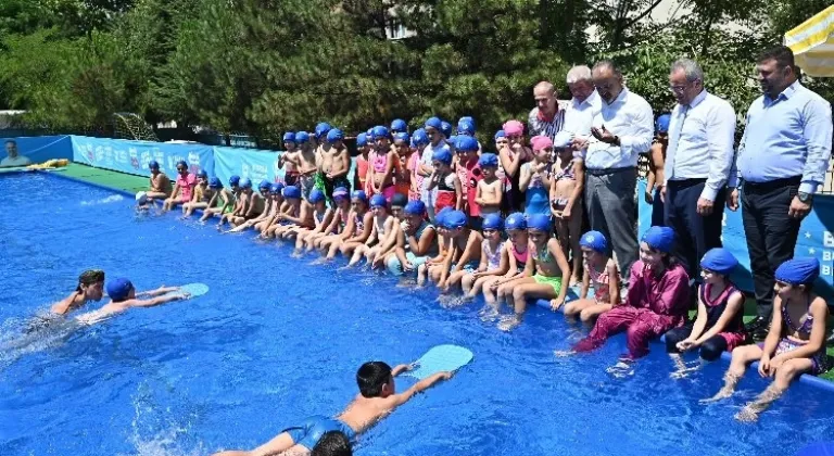 Bursa'da okul bahçelerinde serinleten eğitim