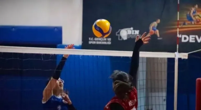 Bursa'dan Artvinspor'a İş İnsanlarından Maddi Destek