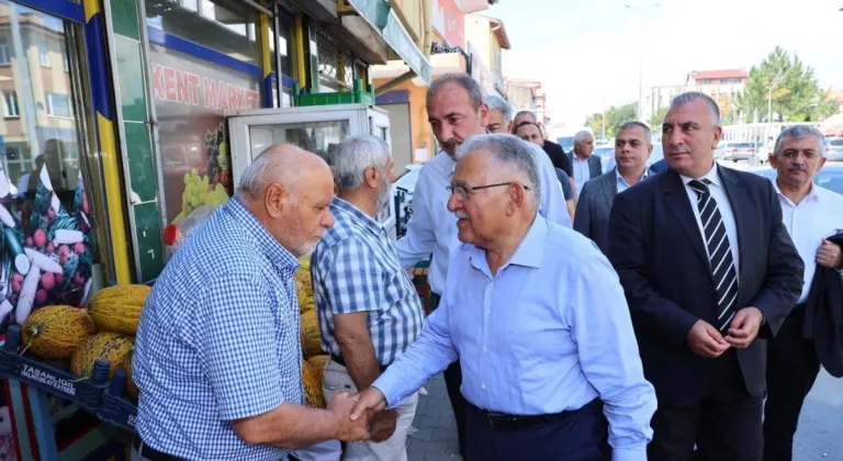 Büyükkılıç, Tomarza’da Dadaloğlu'nun Torunlarıyla Buluştu