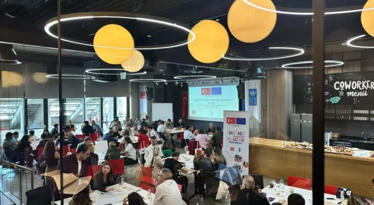 Büyükşehir Belediyesi, Gençleri Geleceğin Meslekleriyle Buluşturuyor