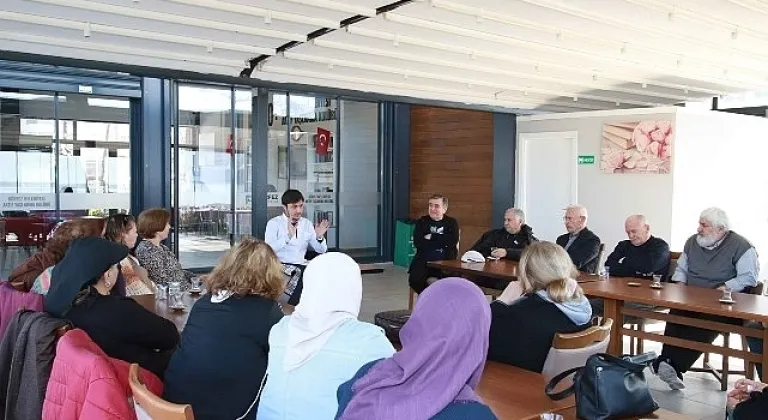 Büyükşehir Belediyesi, Ramazan öncesinde büyüklerimizi bilgilendirdi;  65 yaş üstüne Ramazan'da sağlıklı beslenme tüyoları