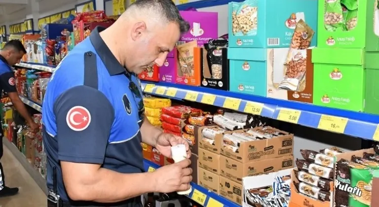 Büyükşehir Belediyesi'nden Marketlere Sıkı Denetim
