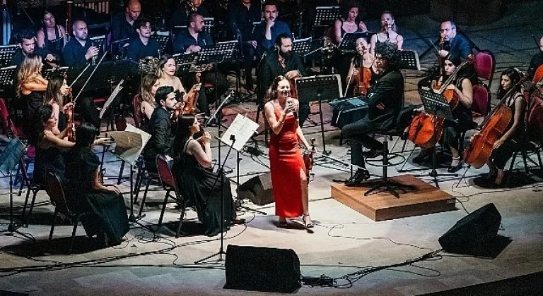 Büyükşehir Orkestrası ve Esther Abrami'den Muhteşem Konser