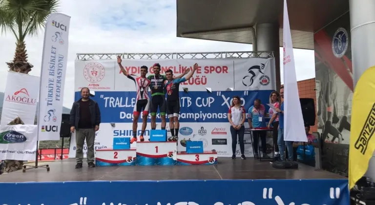 Büyükşehir sporcuları rüzgar gibi esti