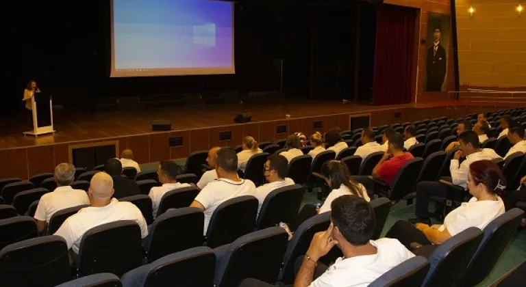 Büyükşehir, Toplu Taşıma Şoförlerini Kavga, Şiddet Ve Taciz Farkındalığı Konusunda Bilgilendiriyor