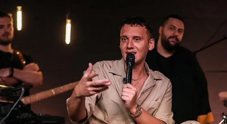 “Can Şengün ile Sıkı Fıkı”nın yeni bölümünde Edis sıra dışı bir geceye imza attı!
