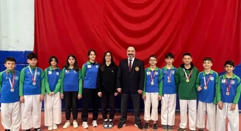 Çayırova Belediyesi Karate takımından 7 madalya