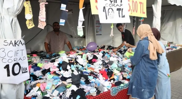 Çayırova'da alışveriş şenliği sürüyor