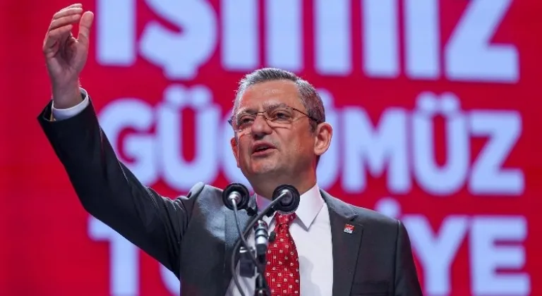 CHP aday tanıtım toplantısı yaptı... Özgür Özel: Sokağın sesine kulak verdik