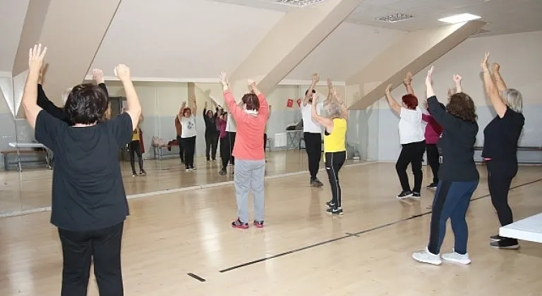 Çınarlar, spor yaparak “Hayatın İçindeyim" ile zinde kalıyor