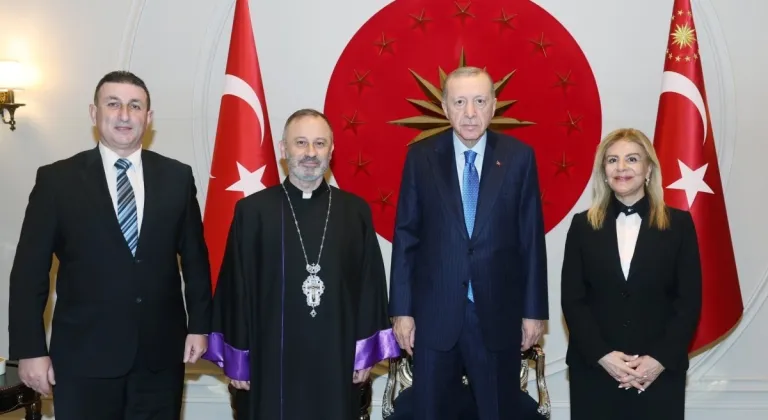 Cumhurbaşkanı Erdoğan, Ermeni Katolik Cemaati Ruhani Reisi Kazancıyan ile görüştü