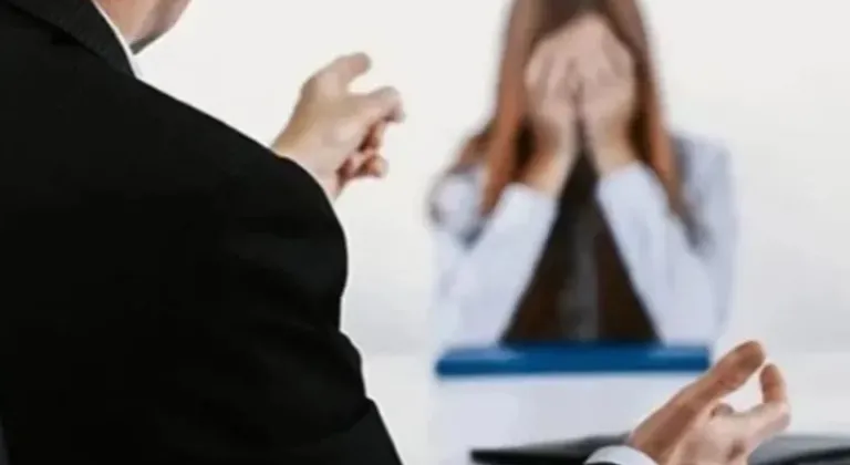 Cumhurbaşkanlığı'ndan 'Mobbing' Genelgesi: Psikolojik Tacizle Mücadele Kurulu Yeniden Yapılandırıldı