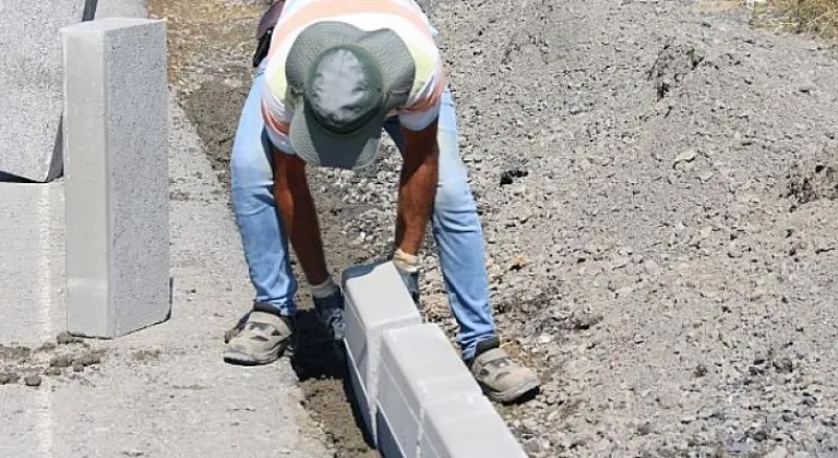 Darıca'da vatandaşın kaldırım talebi yerine geliyor