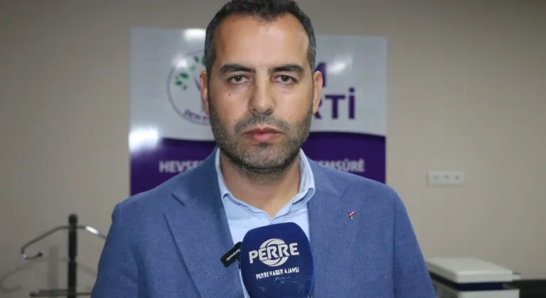 DEM Parti Adıyaman İl Başkanlığı’nda Sırrı Süreyya Önder için taziye kabulü başladı  - Videolu Haber