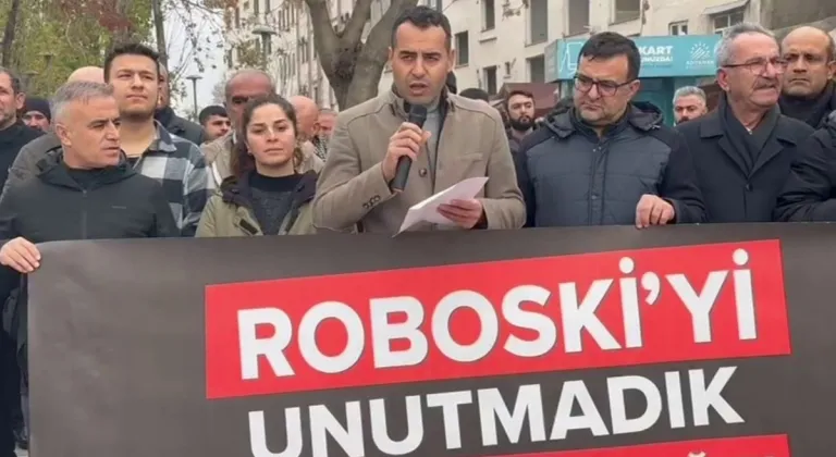 DEM Parti Adıyaman İl Eşbaşkanı Coşkun: 'Roboski katliamının sorumluları hesap vermeli'  - Videolu Haber