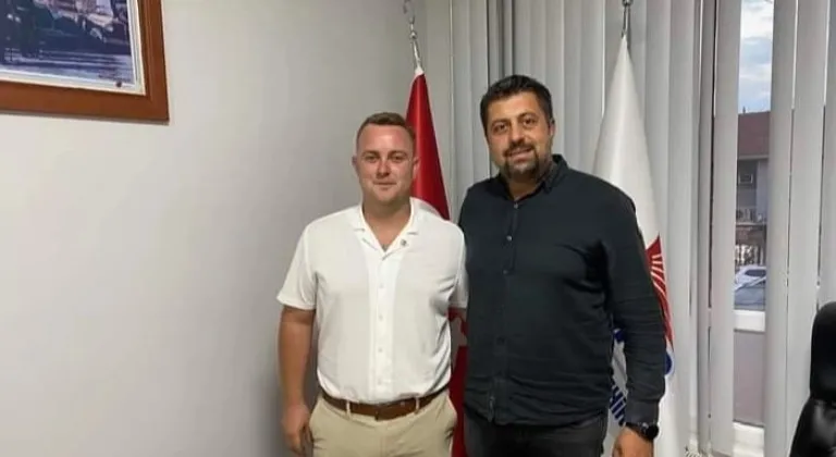 Deniz Dörtkardeş, Gençleri CHP'ye Davet Etti