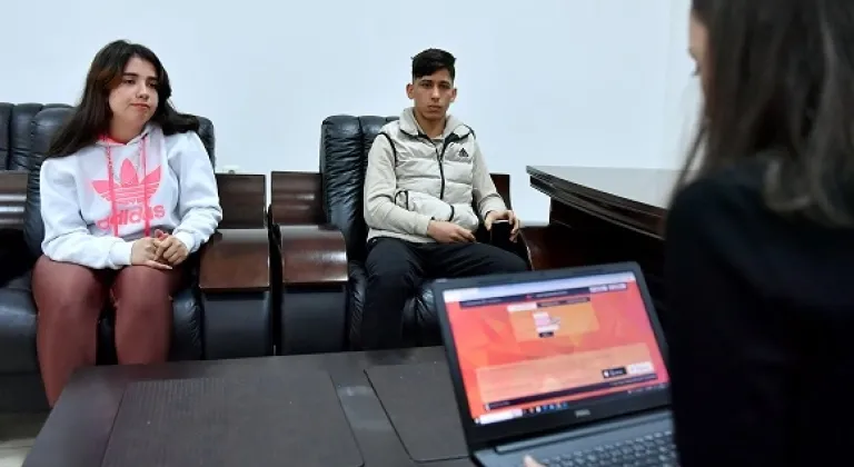 Depremzede Öğrencilere Yks Başvurusunda Rehberlik Desteği