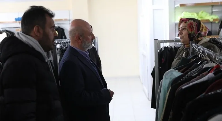 Depremzedelere Kayseri Kocasinan'dan tam destek