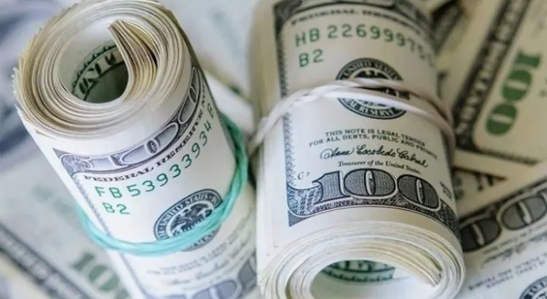 Dolar ve euro uçuyor