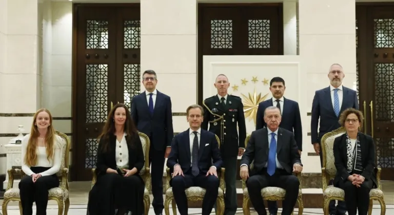 Dört Büyükelçi Türkiye'ye Güven Mektubunu Sundu