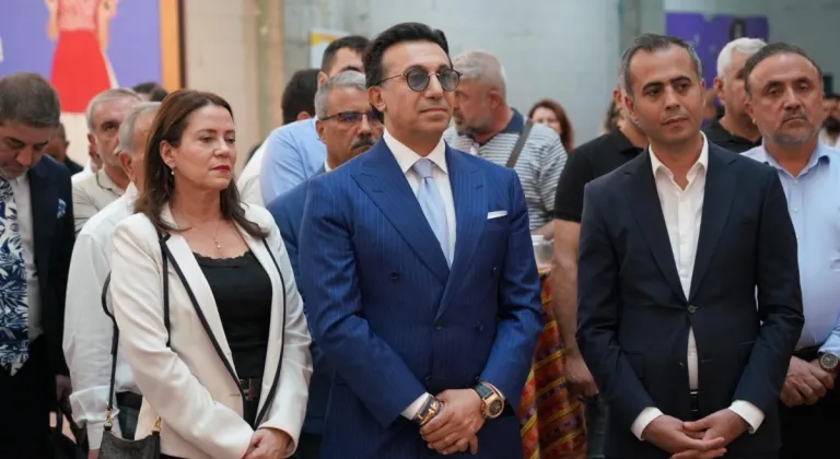 Dosso Dossi Holding Başkanı Hikmet Eraslan'dan Adıyaman'a sanat ve kültür desteği  - Videolu Haber