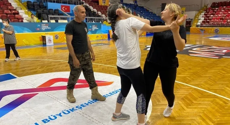 Dünya Şampiyonundan Kadın Öğretmenlere ders