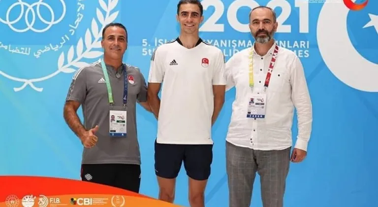 Dünyanın Gözü O’nun Üzerinde!