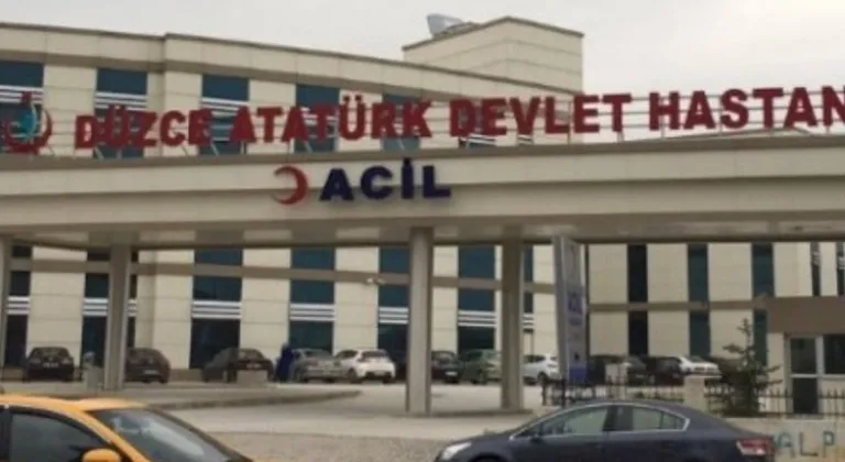 Düzce’de çatıdan düşen işçi ağır yaralandı