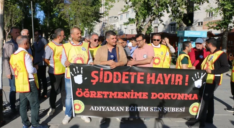Eğitim Sen şubesinden 'Öğretmene Şiddete Hayır' açıklaması
