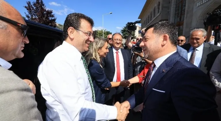 Ekrem İmamoğlu, Başkan Arı’ya Ziyarette Bulundu