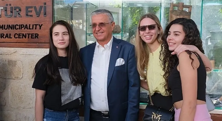 Erasmus öğrencilerinden Kemer Belediyesi Kültür Evi'ne ziyaret