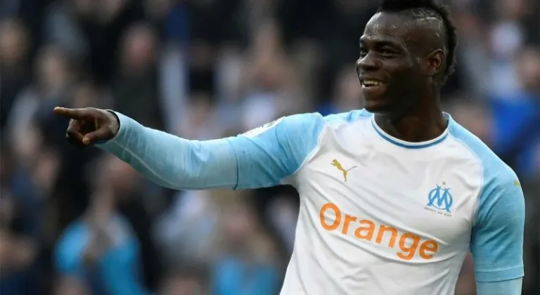Galatasaray'da Ocak'ta Balotelli Sürprizi