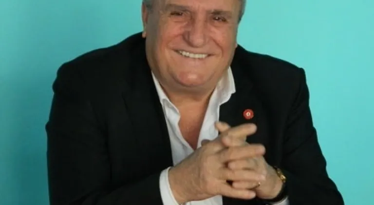 Gazeteci utanacağı işi yapmaz!