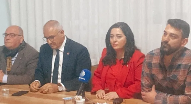 Gazeteci yazar Özge Demir CHP'den aday adaylığını açıkladı