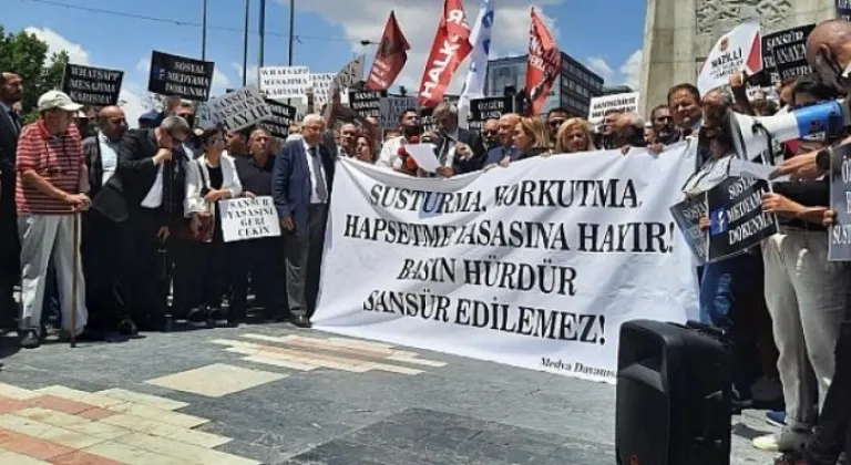 Gazeteciler, ‘Sansür Yasası’na ‘Hayır’ dedi