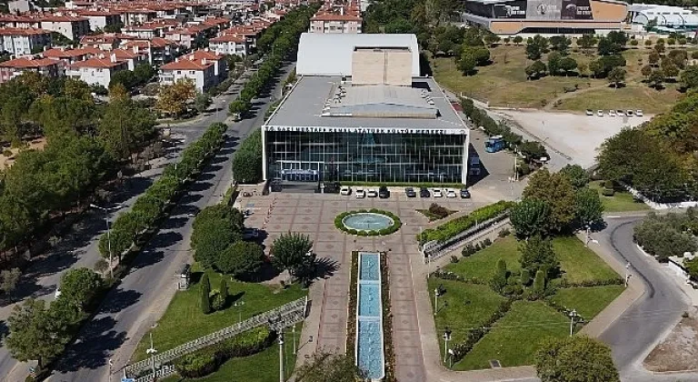 Gazi Mustafa Kemal Atatürk Kültür Merkezi'ne Üstün Başarı Belgesi