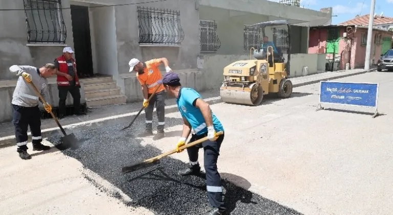 Gebze'de Sokaklarda Asfalt Çalışmalarına Devam Ediyor